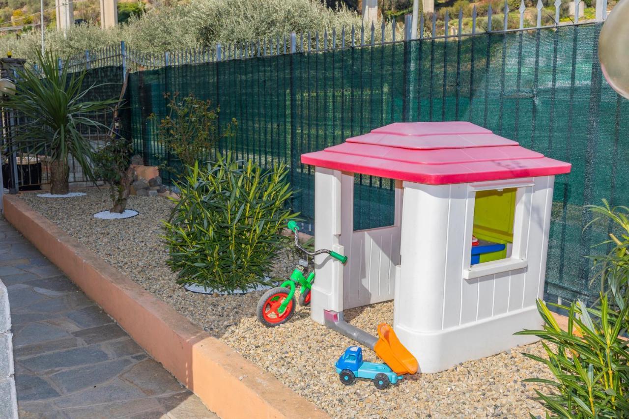 Leto'S Apartment In Sanremo - Parking & Garden 외부 사진